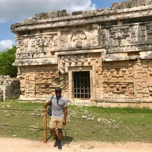 Meet your Posher, Raymond